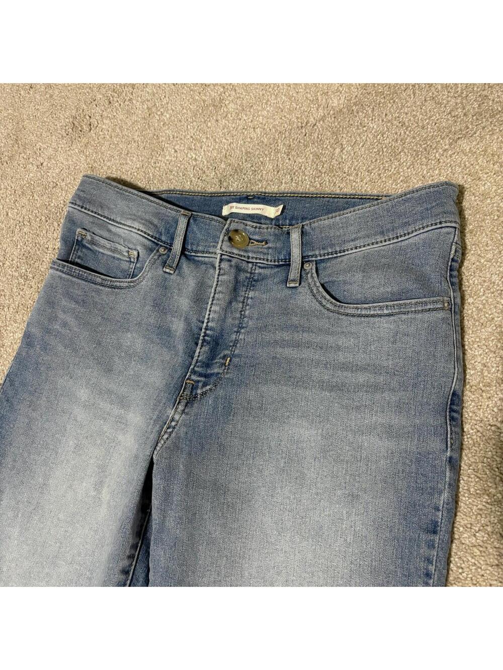 Levis 311 Shaping Skinny Jeans Womens 30 Blue Light Wash 30x29 **Button Replaced - Picture 3 of 10
